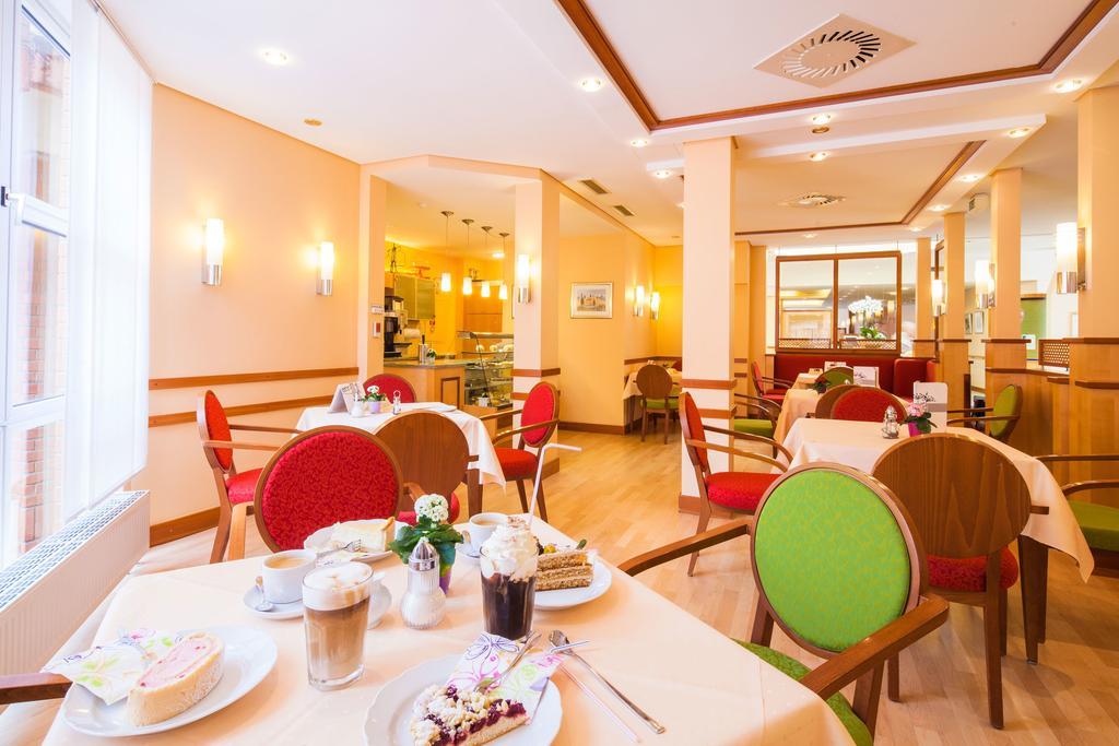 Gda Hotel Hildastift Am Kurpark Wiesbaden Esterno foto